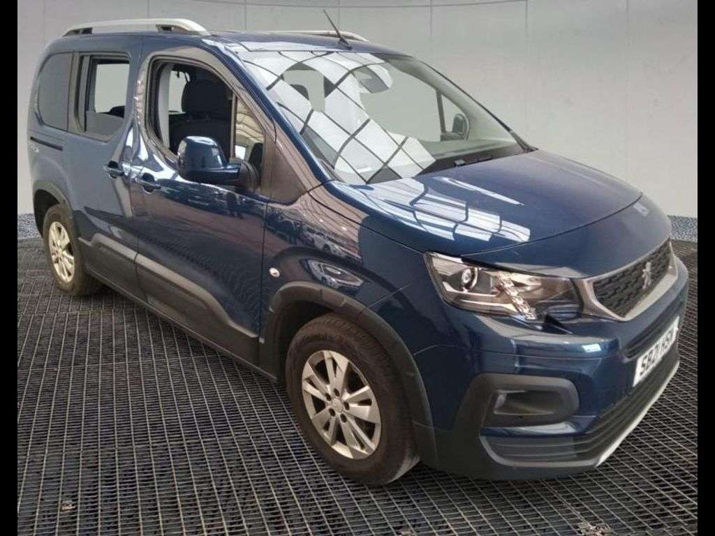 A 2021 PEUGEOT RIFTER 1.5 BLUEHDI ALLURE WAV MPV 5dr DIESEL MANUAL EURO 6 (100 ps) WHEELCHAIR ACC A 2021 PEUGEOT RIFTER 1.5 BLUEHDI ALLURE WAV MPV 5dr DIESEL MANUAL EURO 6 (100 ps) WHEELCHAIR ACC