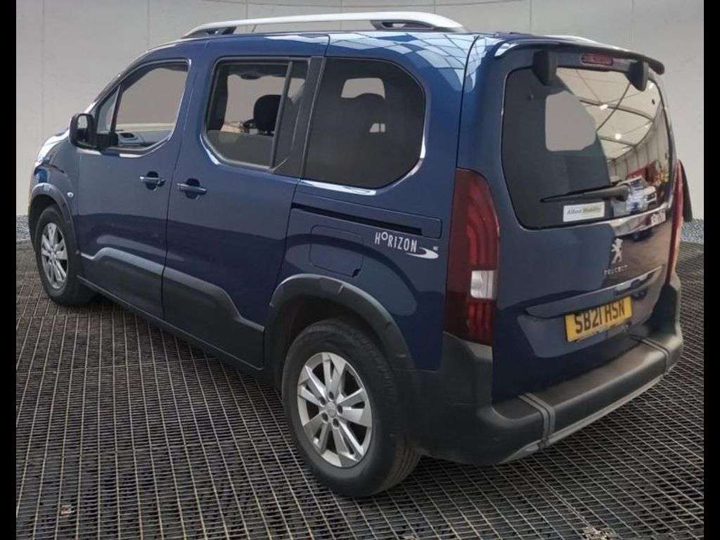 A 2021 PEUGEOT RIFTER 1.5 BLUEHDI ALLURE WAV MPV 5dr DIESEL MANUAL EURO 6 (100 ps) WHEELCHAIR ACC A 2021 PEUGEOT RIFTER 1.5 BLUEHDI ALLURE WAV MPV 5dr DIESEL MANUAL EURO 6 (100 ps) WHEELCHAIR ACC