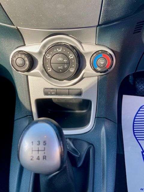 2012 FORD FIESTA 2012 FORD FIESTA