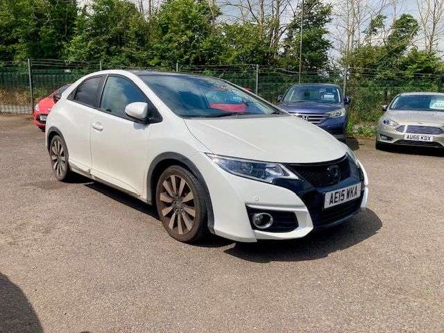 A 2015 HONDA CIVIC 1.8 i-VTEC SR HATCHBACK 5dr PETROL MANUAL EURO 6 (s/s) (142 ps) A 2015 HONDA CIVIC 1.8 i-VTEC SR HATCHBACK 5dr PETROL MANUAL EURO 6 (s/s) (142 ps)