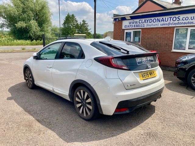 A 2015 HONDA CIVIC 1.8 i-VTEC SR HATCHBACK 5dr PETROL MANUAL EURO 6 (s/s) (142 ps) A 2015 HONDA CIVIC 1.8 i-VTEC SR HATCHBACK 5dr PETROL MANUAL EURO 6 (s/s) (142 ps)