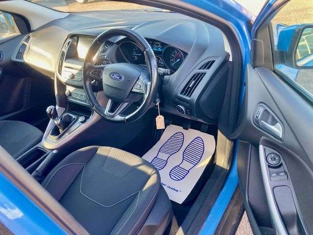 A 2016 FORD FOCUS 1.5 TDCi ZETEC HATCHBACK 5dr DIESEL MANUAL EURO 6 (s/s) NEW TIMING BELT AND A 2016 FORD FOCUS 1.5 TDCi ZETEC HATCHBACK 5dr DIESEL MANUAL EURO 6 (s/s) NEW TIMING BELT AND