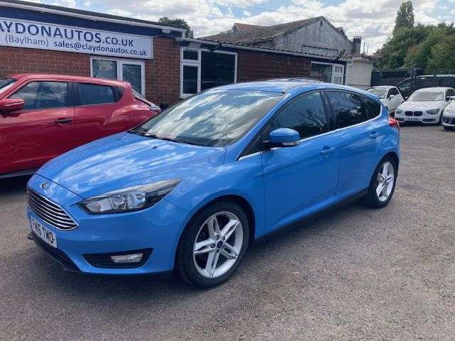 A 2016 FORD FOCUS 1.5 TDCi ZETEC HATCHBACK 5dr DIESEL MANUAL EURO 6 (s/s) NEW TIMING BELT AND A 2016 FORD FOCUS 1.5 TDCi ZETEC HATCHBACK 5dr DIESEL MANUAL EURO 6 (s/s) NEW TIMING BELT AND