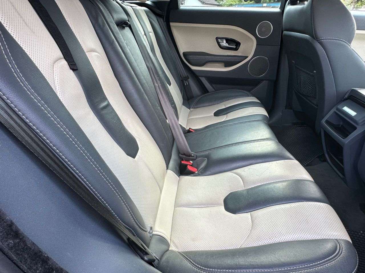 2015 LAND ROVER RANGE ROVER EVOQUE 2015 LAND ROVER RANGE ROVER EVOQUE