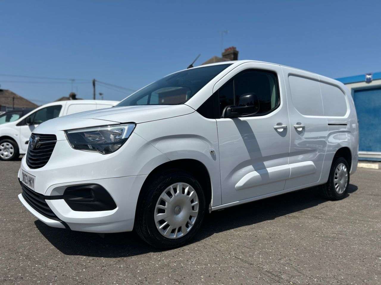 A 2023 VAUXHALL COMBO 1.5D Turbo 2300 PRO P/V 6dr L2H1 FINE EXAMPLE, 2 SERVICES A 2023 VAUXHALL COMBO 1.5D Turbo 2300 PRO P/V 6dr L2H1 FINE EXAMPLE, 2 SERVICES