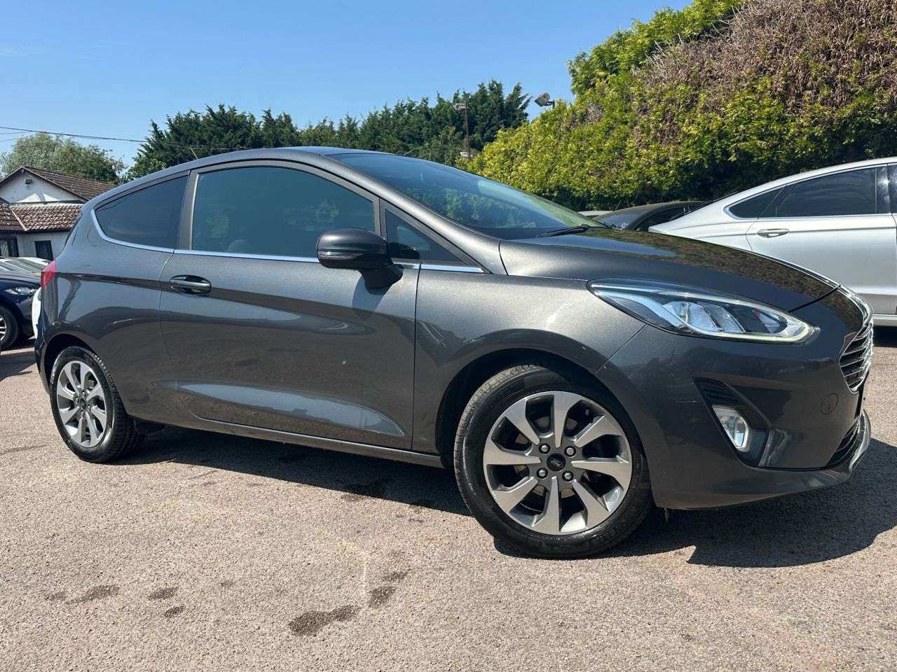 A 2018 FORD FIESTA 1.1 Ti-VCT ZETEC 3dr PETROL MANUAL EURO 6 (s/s) (85 ps) A 2018 FORD FIESTA 1.1 Ti-VCT ZETEC 3dr PETROL MANUAL EURO 6 (s/s) (85 ps)