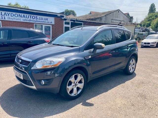A 2010 FORD KUGA 2.0 TDCi ZETEC SUV 5dr DIESEL MANUAL 2WD (140 ps) A 2010 FORD KUGA 2.0 TDCi ZETEC SUV 5dr DIESEL MANUAL 2WD (140 ps)