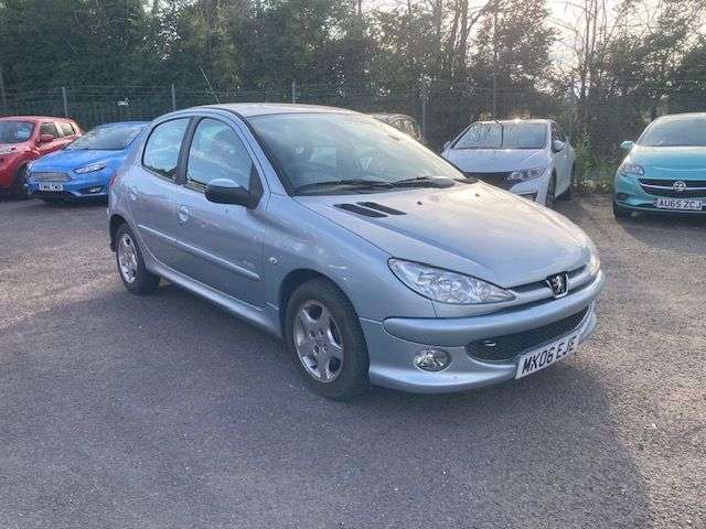 A 2006 PEUGEOT 206 1.4 VERVE HATCHBACK 5dr PETROL MANUAL NEW TIMING BELT, NEW CLUTCH AND MOT A 2006 PEUGEOT 206 1.4 VERVE HATCHBACK 5dr PETROL MANUAL NEW TIMING BELT, NEW CLUTCH AND MOT