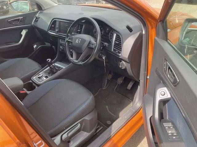 A 2018 SEAT ATECA 1.6 TDI ECOMOTIVE SE TECHNOLOGY SUV 5dr DIESEL MANUAL EURO 6 (s/s) (115 ps) A 2018 SEAT ATECA 1.6 TDI ECOMOTIVE SE TECHNOLOGY SUV 5dr DIESEL MANUAL EURO 6 (s/s) (115 ps)