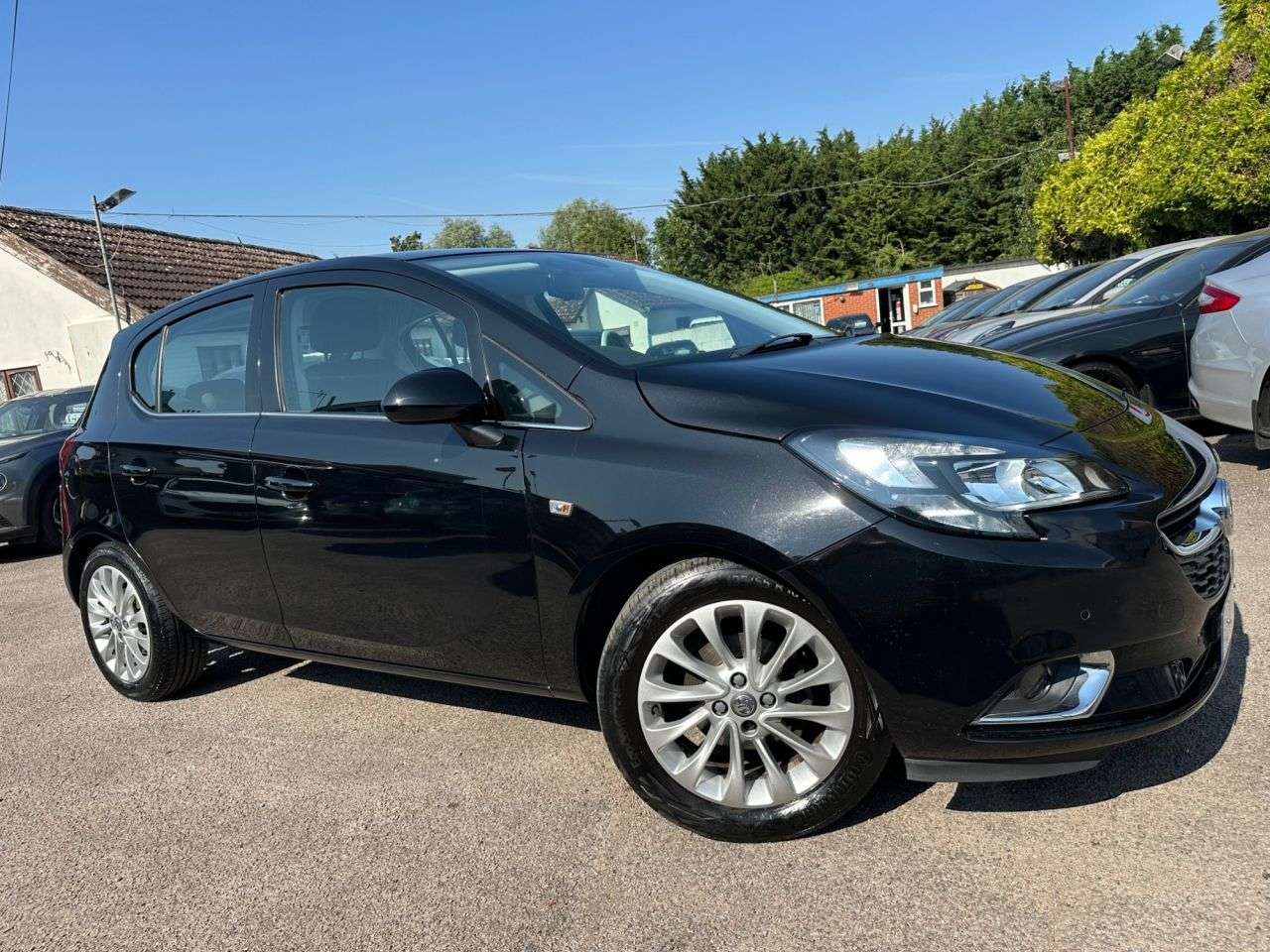 A 2018 VAUXHALL CORSA 1.4i ECO TEC SE NAV HATCHBACK 5dr PETROL MANUAL EURO 6 A 2018 VAUXHALL CORSA 1.4i ECO TEC SE NAV HATCHBACK 5dr PETROL MANUAL EURO 6