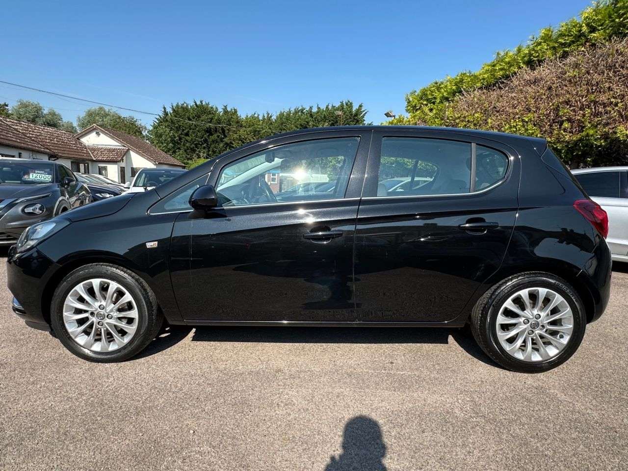 A 2018 VAUXHALL CORSA 1.4i ECO TEC SE NAV HATCHBACK 5dr PETROL MANUAL EURO 6 A 2018 VAUXHALL CORSA 1.4i ECO TEC SE NAV HATCHBACK 5dr PETROL MANUAL EURO 6