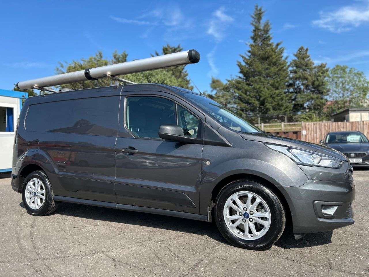 A 2022 FORD TRANSIT CONNECT 1.5TDCI 250 EcoBlue TREND P/V 5dr L2 ONE OWNER, 4 SERVICES A 2022 FORD TRANSIT CONNECT 1.5TDCI 250 EcoBlue TREND P/V 5dr L2 ONE OWNER, 4 SERVICES
