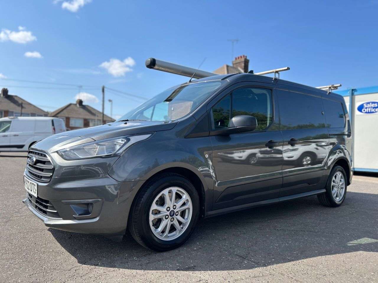 A 2022 FORD TRANSIT CONNECT 1.5TDCI 250 EcoBlue TREND P/V 5dr L2 ONE OWNER, 4 SERVICES A 2022 FORD TRANSIT CONNECT 1.5TDCI 250 EcoBlue TREND P/V 5dr L2 ONE OWNER, 4 SERVICES