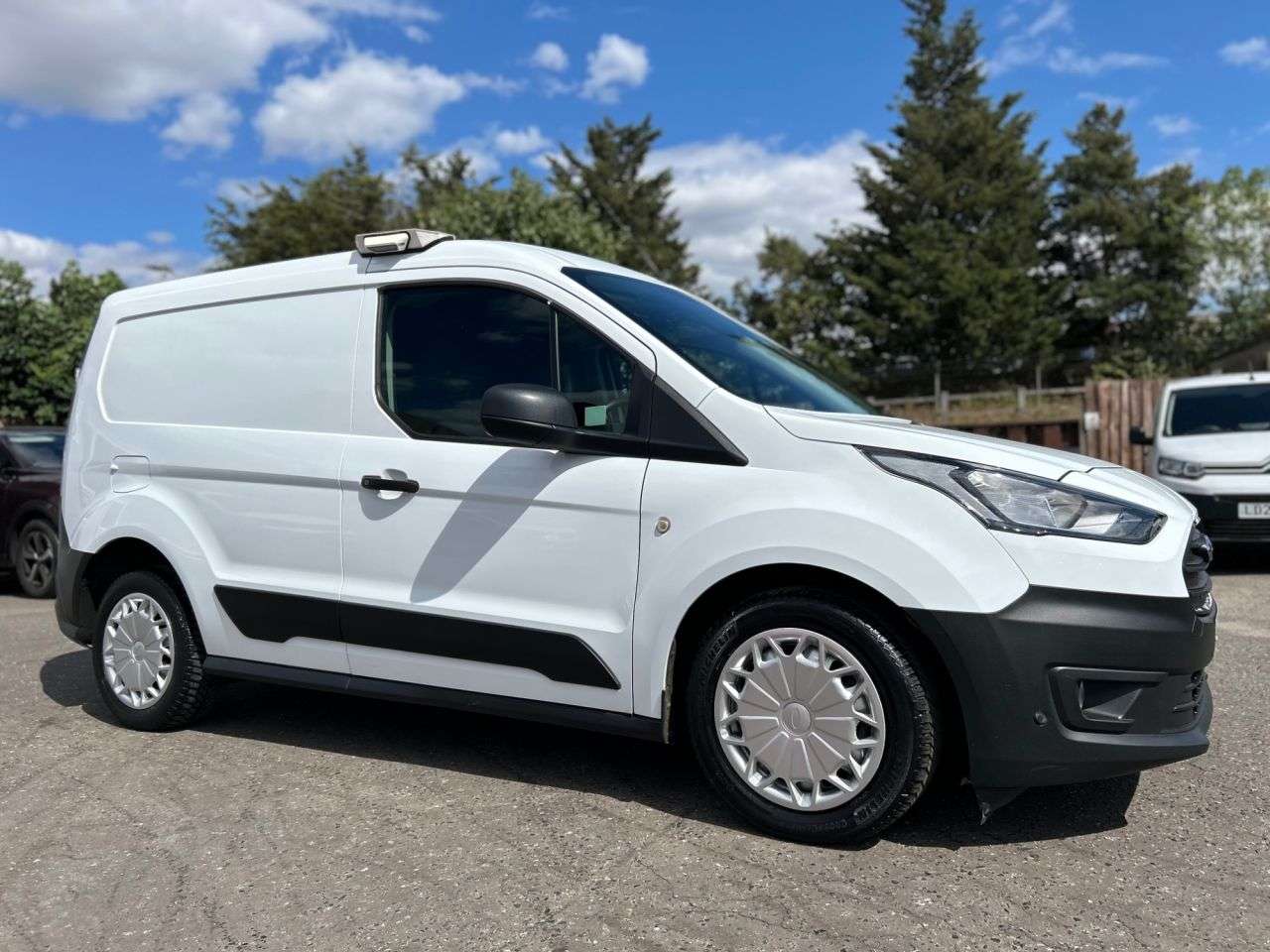 A 2020 FORD TRANSIT CONNECT 1.5TDCI 220 EcoBlue LEADER P/V 5dr L1 ONE OWNER, 5 SERVICES A 2020 FORD TRANSIT CONNECT 1.5TDCI 220 EcoBlue LEADER P/V 5dr L1 ONE OWNER, 5 SERVICES