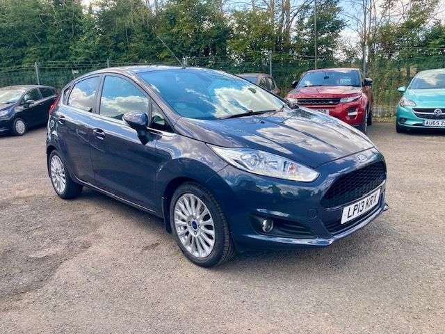 A 2013 FORD FIESTA 1.0T ECOBOOST TITANIUM HATCHBACK 5dr PETROL MANUAL (s/s) (125 ps) WETBELT R A 2013 FORD FIESTA 1.0T ECOBOOST TITANIUM HATCHBACK 5dr PETROL MANUAL (s/s) (125 ps) WETBELT R