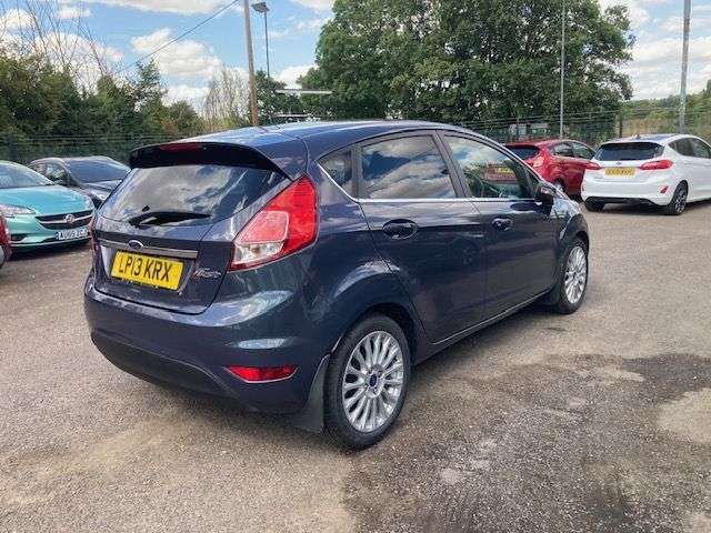 A 2013 FORD FIESTA 1.0T ECOBOOST TITANIUM HATCHBACK 5dr PETROL MANUAL (s/s) (125 ps) WETBELT R A 2013 FORD FIESTA 1.0T ECOBOOST TITANIUM HATCHBACK 5dr PETROL MANUAL (s/s) (125 ps) WETBELT R