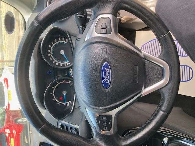 2013 FORD FIESTA 2013 FORD FIESTA