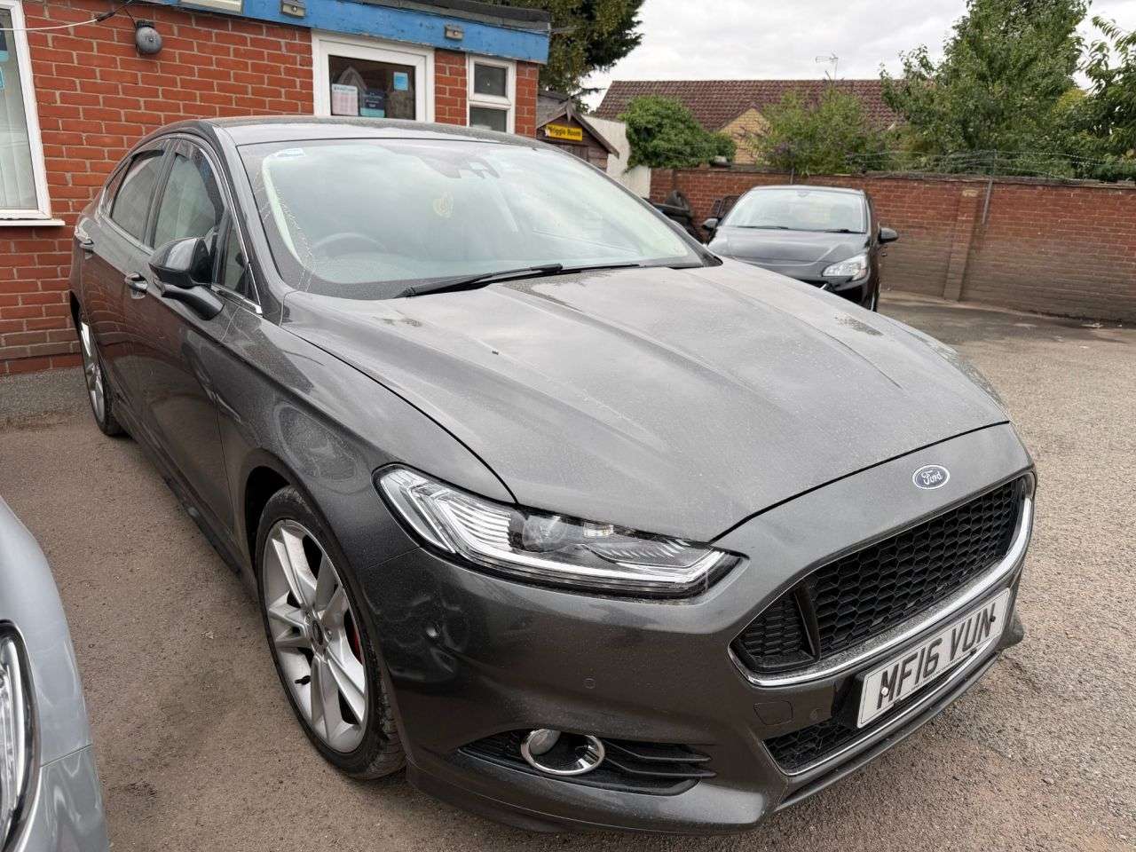 A 2016 FORD MONDEO 2.0 TDCi TITANIUM HATCHBACK 5dr DIESEL MANUAL EURO 6 (s/s) (180 ps) HIGH SP A 2016 FORD MONDEO 2.0 TDCi TITANIUM HATCHBACK 5dr DIESEL MANUAL EURO 6 (s/s) (180 ps) HIGH SP