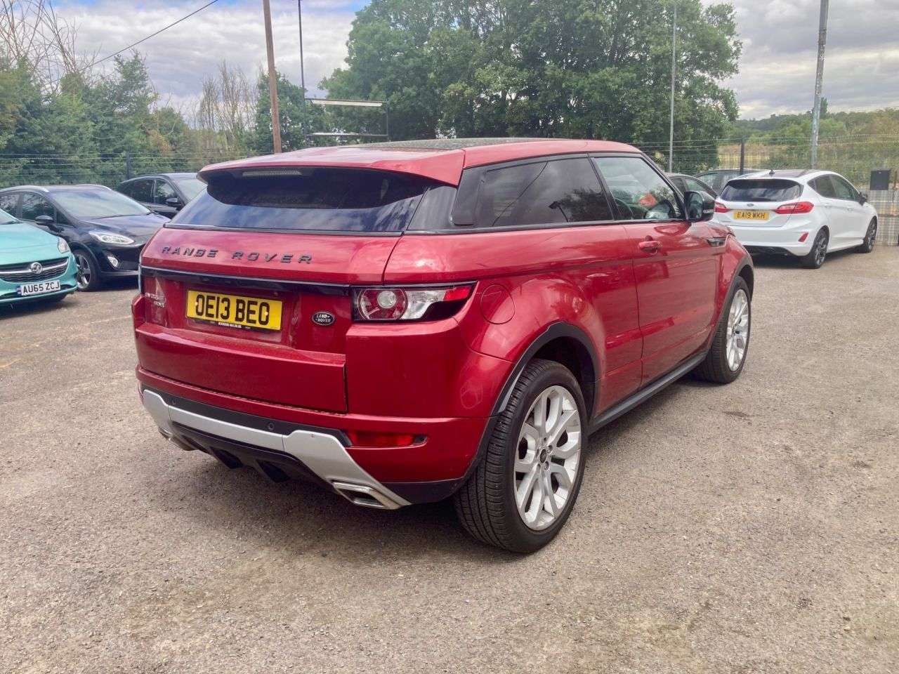 A 2013 LAND ROVER RANGE ROVER EVOQUE 2.2 SD4 DYMANIC COUPE 3dr DIESEL AUTOMATIC 4WD (190 ps) A 2013 LAND ROVER RANGE ROVER EVOQUE 2.2 SD4 DYMANIC COUPE 3dr DIESEL AUTOMATIC 4WD (190 ps)