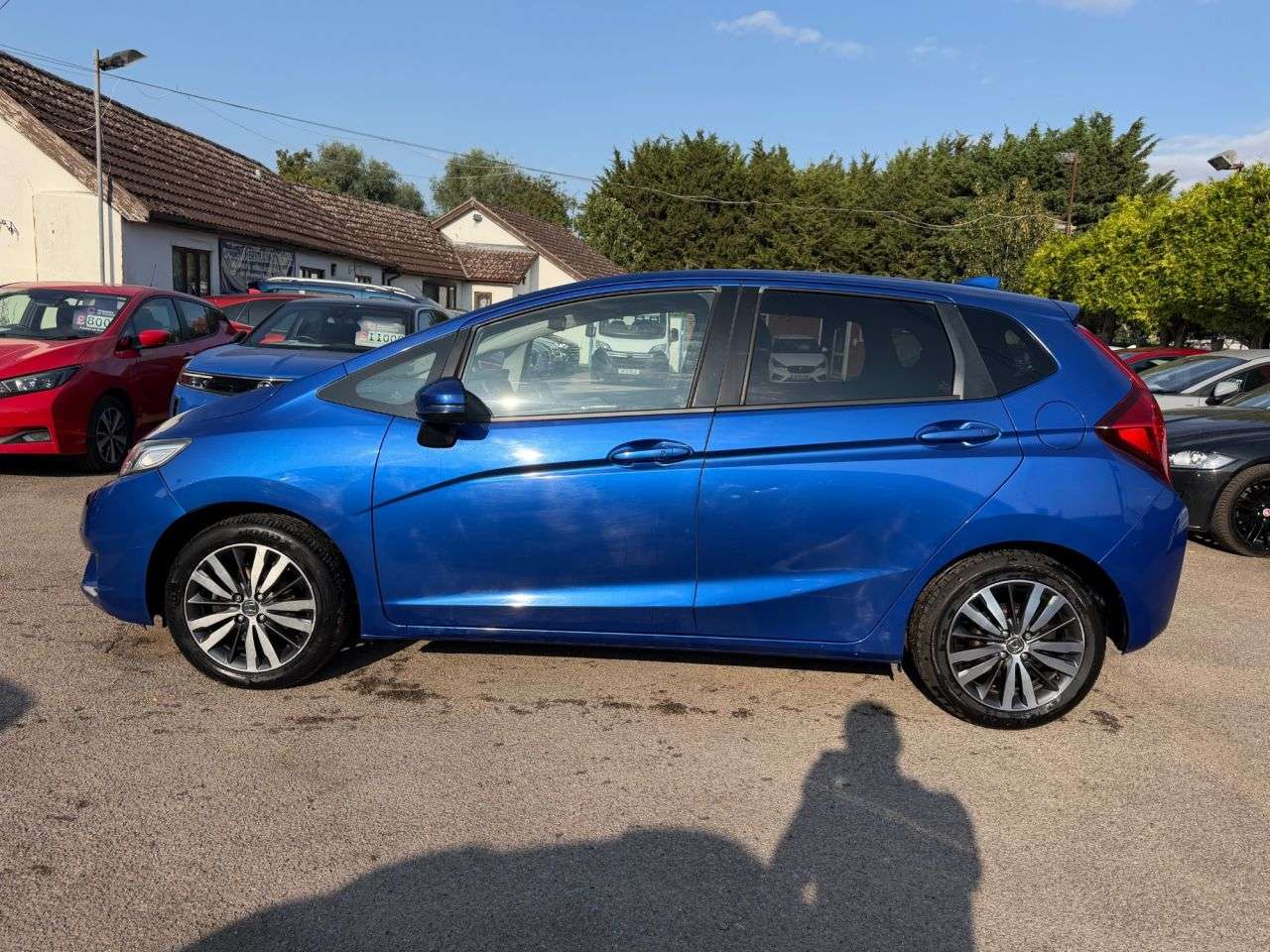 A 2016 HONDA JAZZ 1.3 i-VTEC EX NAVI HATCHBACK 5dr PETROL MANUAL EURO 6 (s/s) (102 ps) A 2016 HONDA JAZZ 1.3 i-VTEC EX NAVI HATCHBACK 5dr PETROL MANUAL EURO 6 (s/s) (102 ps)