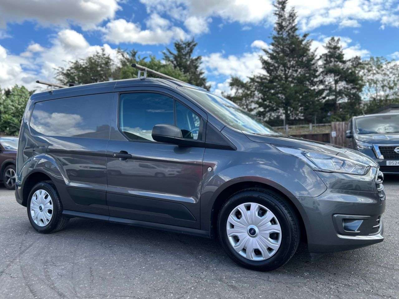 A 2022 FORD TRANSIT CONNECT 1.5TDCI 240 EcoBlue TREND P/V 5dr L1 ONE OWNER, 7 SERVICES A 2022 FORD TRANSIT CONNECT 1.5TDCI 240 EcoBlue TREND P/V 5dr L1 ONE OWNER, 7 SERVICES