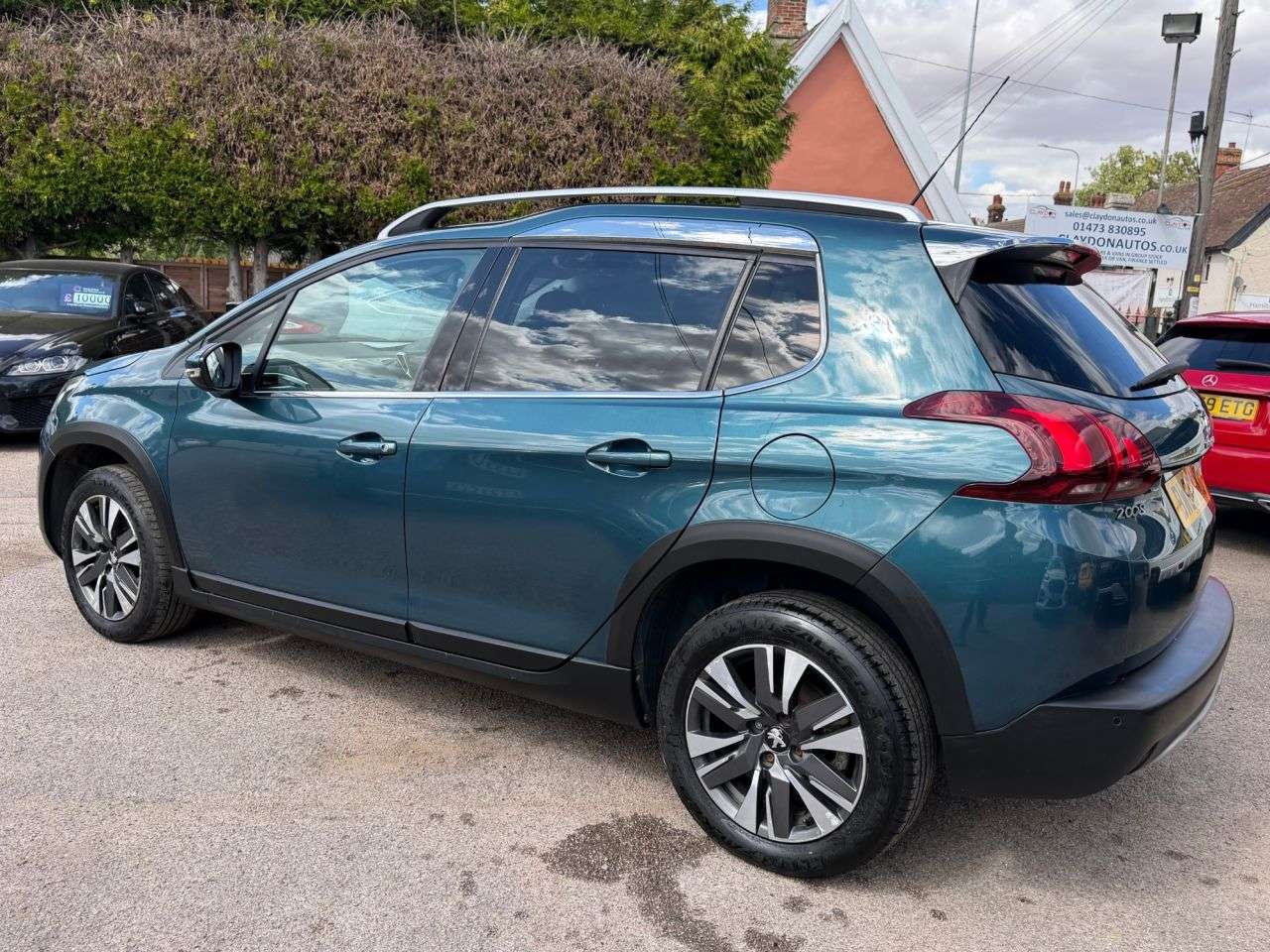 2017 PEUGEOT 2008 2017 PEUGEOT 2008