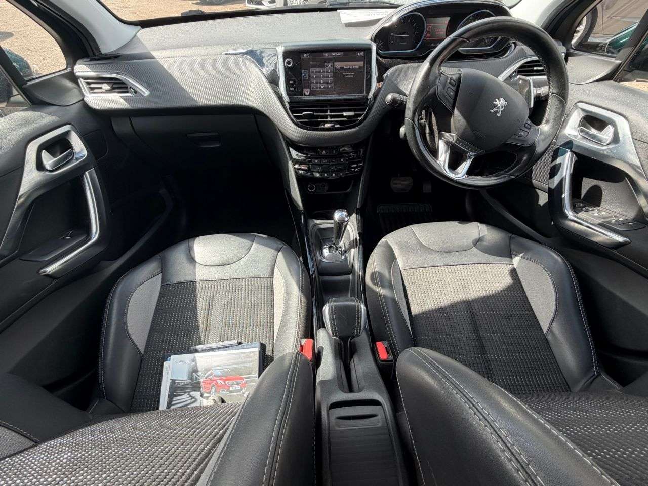 2017 PEUGEOT 2008 2017 PEUGEOT 2008