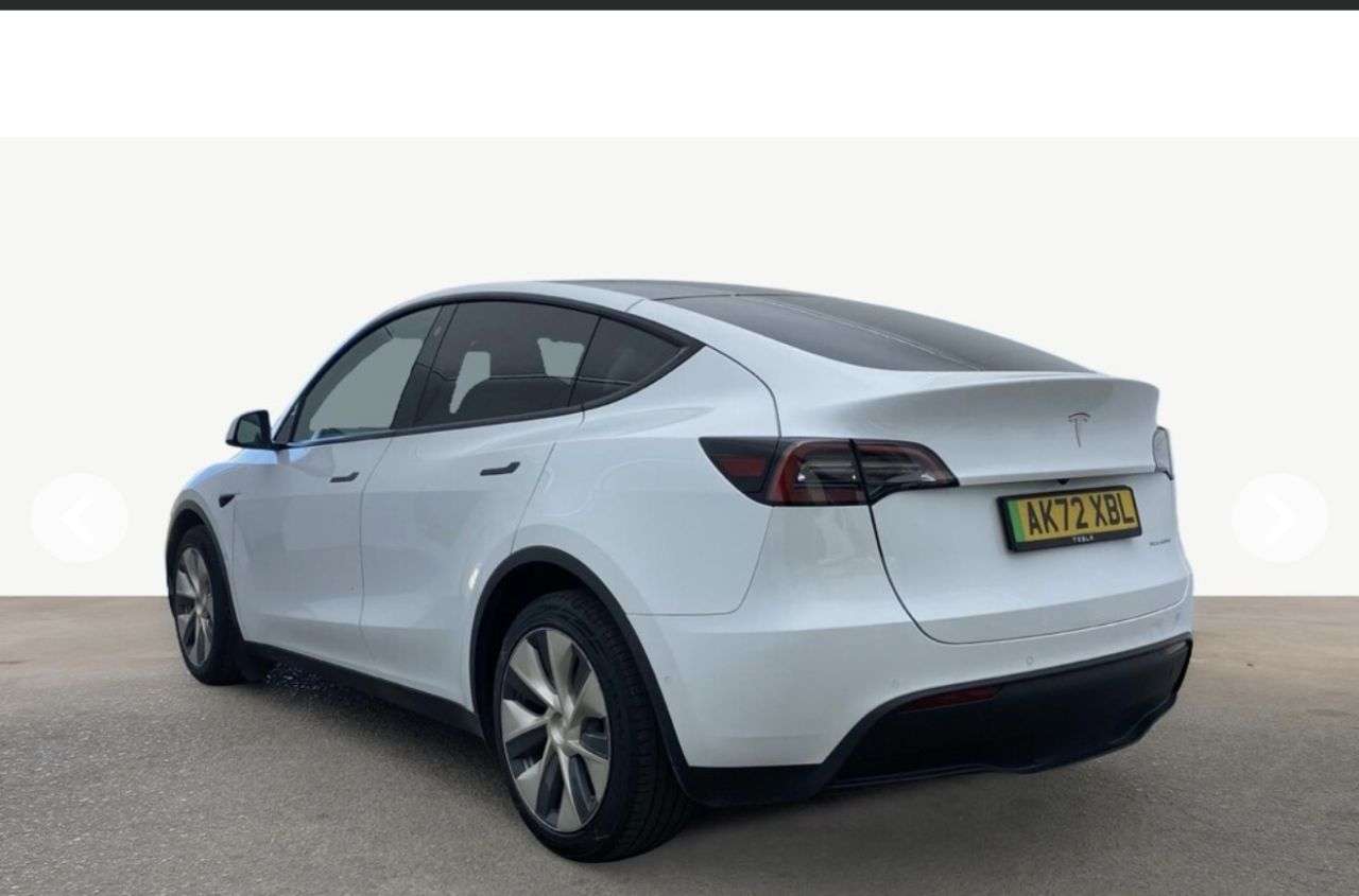 A 2022 TESLA MODEL Y (DUAL MOTOR) LONG RANGE SUV 5dr ELECTRIC AUTOMATIC 4WDE (384 bhp) DUE IN SO A 2022 TESLA MODEL Y (DUAL MOTOR) LONG RANGE SUV 5dr ELECTRIC AUTOMATIC 4WDE (384 bhp) DUE IN SO