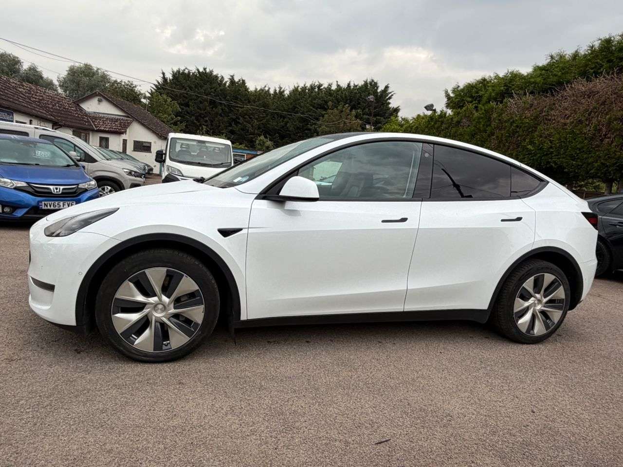 2022 TESLA MODEL Y 2022 TESLA MODEL Y