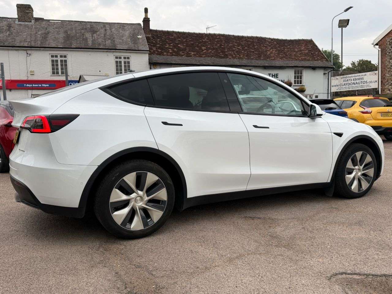 2022 TESLA MODEL Y 2022 TESLA MODEL Y