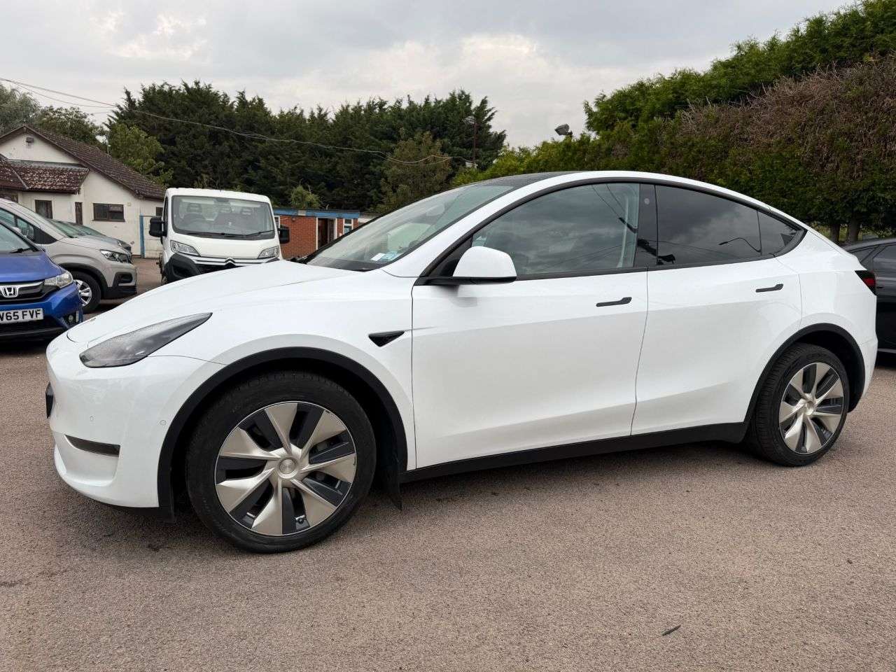 2022 TESLA MODEL Y 2022 TESLA MODEL Y
