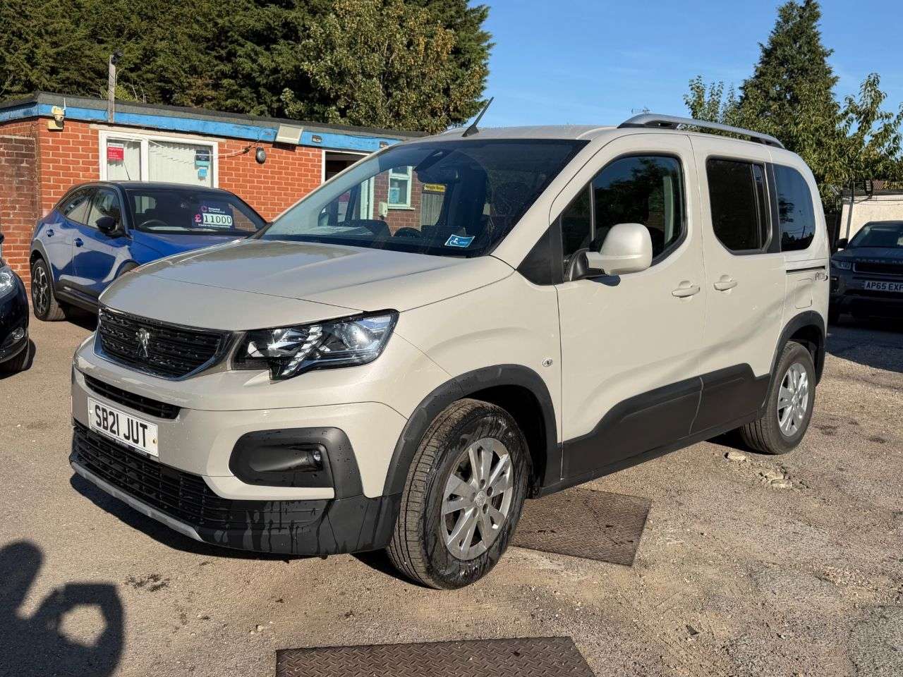 A 2021 PEUGEOT RIFTER 1.5 BLUEHDi ALLURE WAV 5dr WHEELCHAIR ACCESSIBLE VEHICLE DIESEL MANUAL EURO A 2021 PEUGEOT RIFTER 1.5 BLUEHDi ALLURE WAV 5dr WHEELCHAIR ACCESSIBLE VEHICLE DIESEL MANUAL EURO