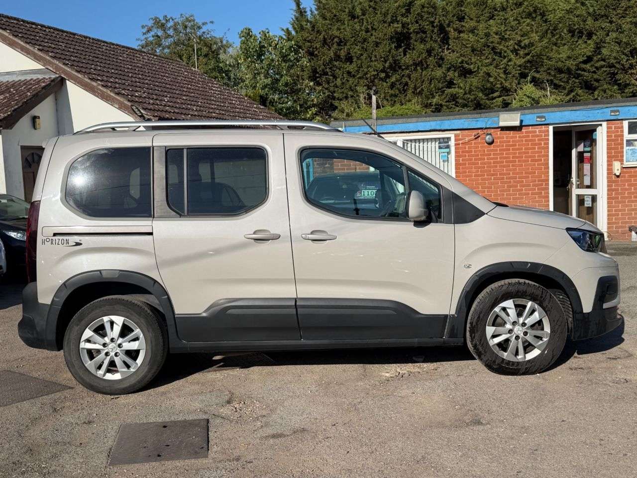A 2021 PEUGEOT RIFTER 1.5 BLUEHDi ALLURE WAV 5dr WHEELCHAIR ACCESSIBLE VEHICLE DIESEL MANUAL EURO A 2021 PEUGEOT RIFTER 1.5 BLUEHDi ALLURE WAV 5dr WHEELCHAIR ACCESSIBLE VEHICLE DIESEL MANUAL EURO