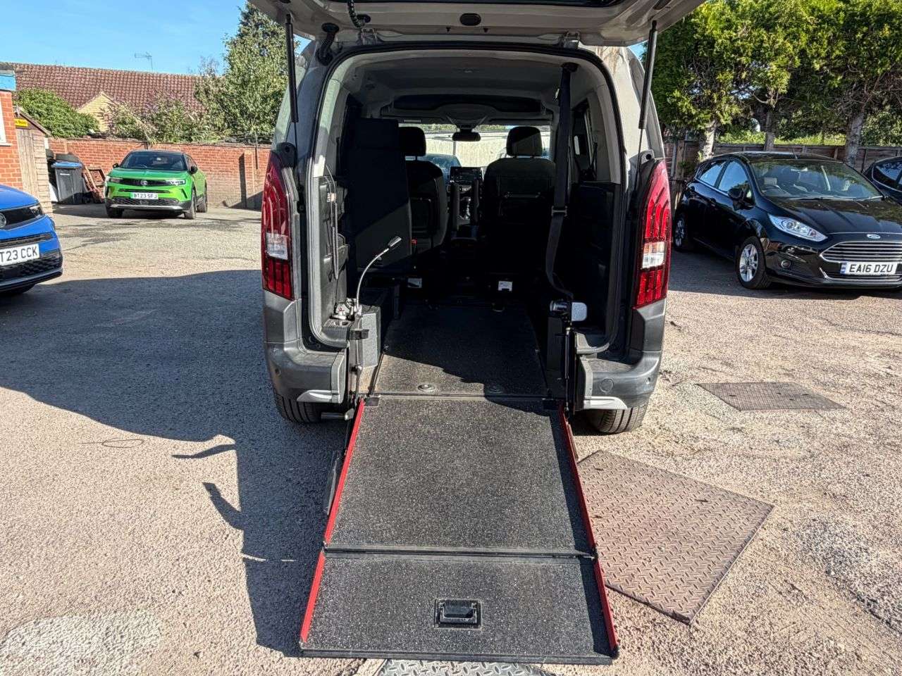 A 2021 PEUGEOT RIFTER 1.5 BLUEHDi ALLURE WAV 5dr WHEELCHAIR ACCESSIBLE VEHICLE DIESEL MANUAL EURO A 2021 PEUGEOT RIFTER 1.5 BLUEHDi ALLURE WAV 5dr WHEELCHAIR ACCESSIBLE VEHICLE DIESEL MANUAL EURO