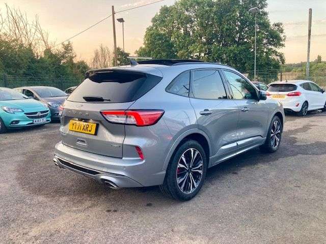 A 2021 FORD KUGA 2.5 DURATEC 14.4kWh ST-LINE X EDITION SUV 5dr PETROL PLUG-IN HYBRID CVT EUR A 2021 FORD KUGA 2.5 DURATEC 14.4kWh ST-LINE X EDITION SUV 5dr PETROL PLUG-IN HYBRID CVT EUR