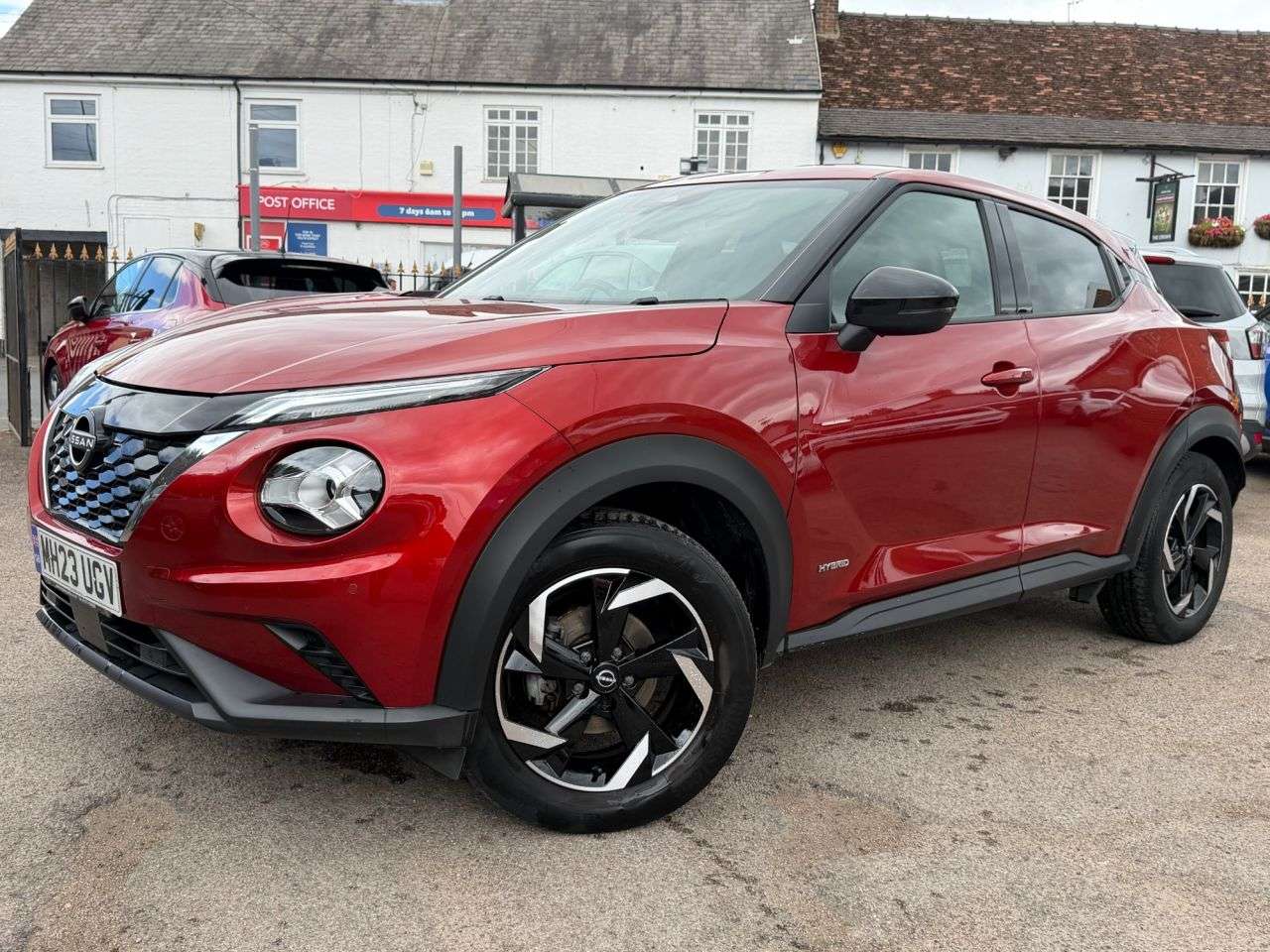 A 2023 NISSAN JUKE 1.6 N-CONNECTA SUV 5dr PETROL HYBRID AUTOMATIC EURO 6 (143 ps) A 2023 NISSAN JUKE 1.6 N-CONNECTA SUV 5dr PETROL HYBRID AUTOMATIC EURO 6 (143 ps)