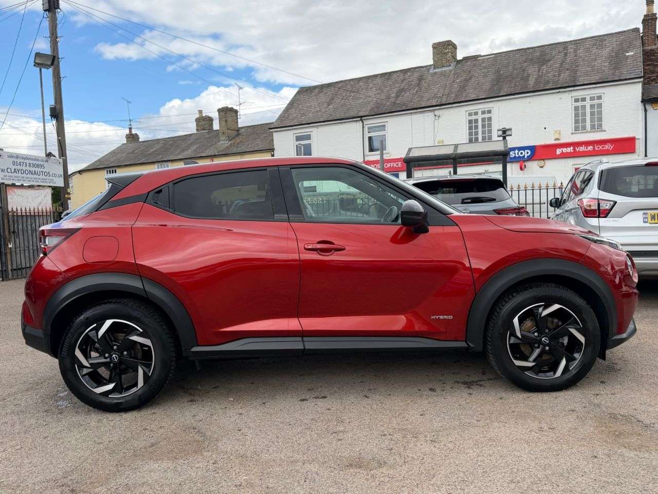A 2023 NISSAN JUKE 1.6 N-CONNECTA SUV 5dr PETROL HYBRID AUTOMATIC EURO 6 (143 ps) A 2023 NISSAN JUKE 1.6 N-CONNECTA SUV 5dr PETROL HYBRID AUTOMATIC EURO 6 (143 ps)