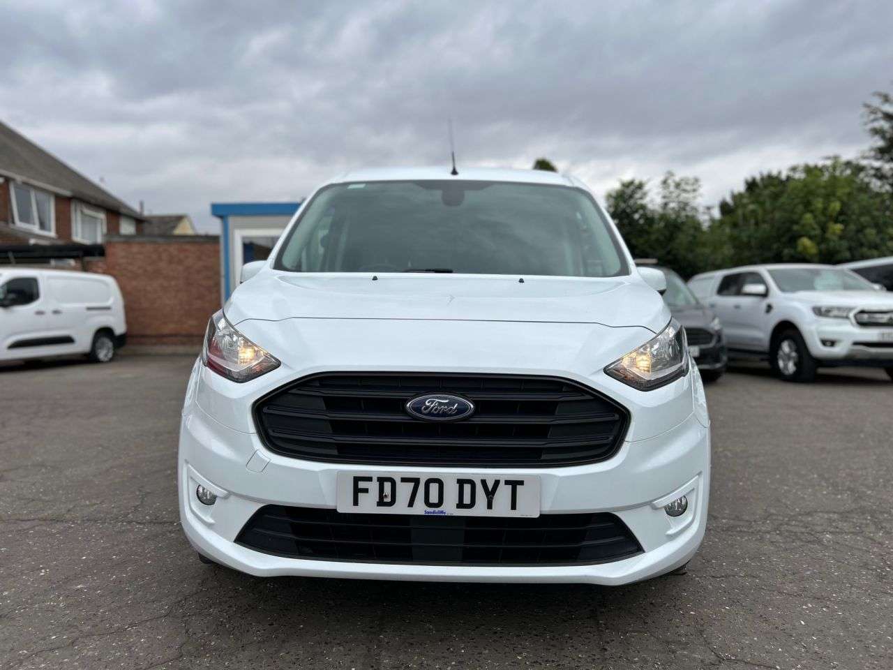 A 2020 FORD TRANSIT CONNECT 1.5TDCI 240 EcoBlue LIMITED P/V 5dr LWB ONE OWNER, 5 SERVICES A 2020 FORD TRANSIT CONNECT 1.5TDCI 240 EcoBlue LIMITED P/V 5dr LWB ONE OWNER, 5 SERVICES