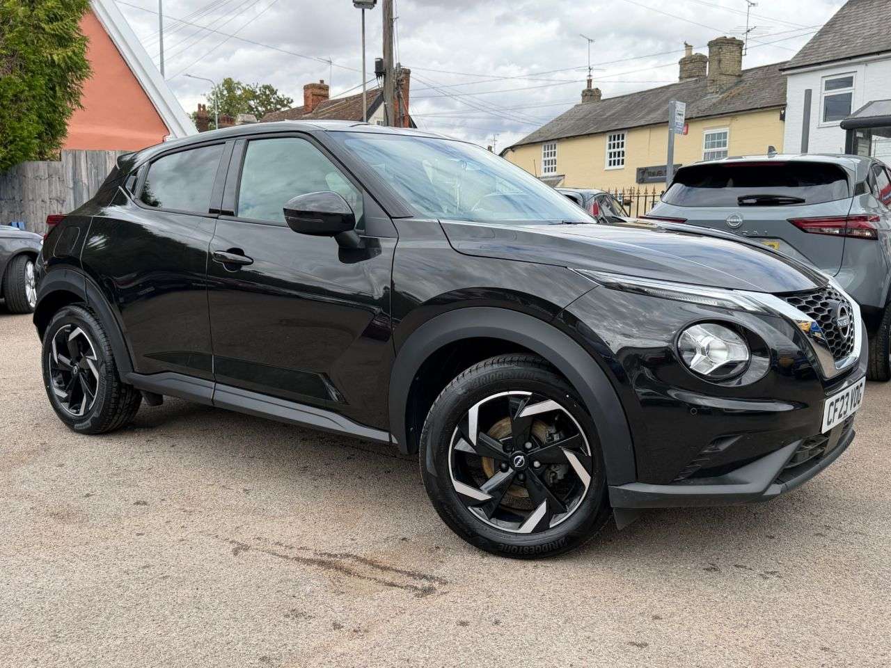 A 2023 NISSAN JUKE 1.0 DIG-T N-CONNECTA SUV 5dr PETROL EURO 6 (s/s) (114 ps) A 2023 NISSAN JUKE 1.0 DIG-T N-CONNECTA SUV 5dr PETROL EURO 6 (s/s) (114 ps)