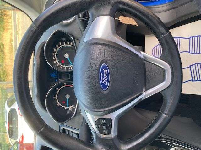2013 FORD FIESTA 2013 FORD FIESTA