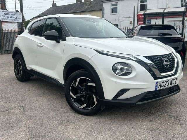 A 2023 NISSAN JUKE 1.0 DIG-T N-CONNECTA SUV 5dr PETROL MANUAL EURO 6 (s/s) (114 ps) A 2023 NISSAN JUKE 1.0 DIG-T N-CONNECTA SUV 5dr PETROL MANUAL EURO 6 (s/s) (114 ps)