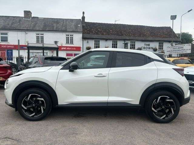 A 2023 NISSAN JUKE 1.0 DIG-T N-CONNECTA SUV 5dr PETROL MANUAL EURO 6 (s/s) (114 ps) A 2023 NISSAN JUKE 1.0 DIG-T N-CONNECTA SUV 5dr PETROL MANUAL EURO 6 (s/s) (114 ps)