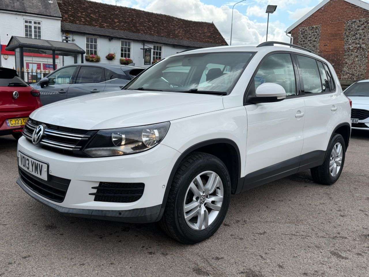2013 VOLKSWAGEN TIGUAN 2013 VOLKSWAGEN TIGUAN