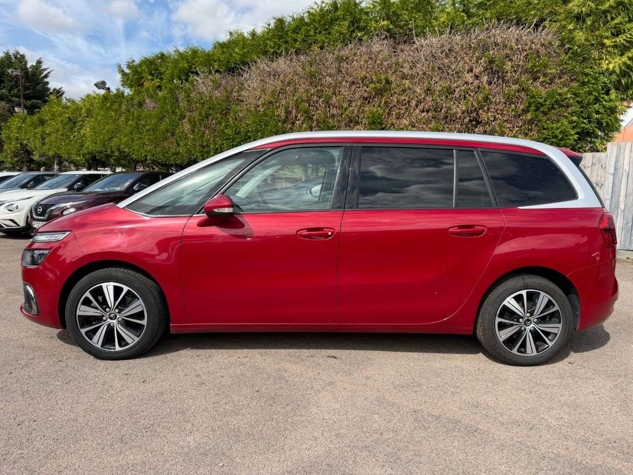 A 2018 CITROEN GRAND C4 PICASSO 1.6 BLUEHDi FEEL 7 SEATS MPV 5dr DIESEL MANUAL EURO 6 (s/s) (120 ps) 7 SEAT A 2018 CITROEN GRAND C4 PICASSO 1.6 BLUEHDi FEEL 7 SEATS MPV 5dr DIESEL MANUAL EURO 6 (s/s) (120 ps) 7 SEAT