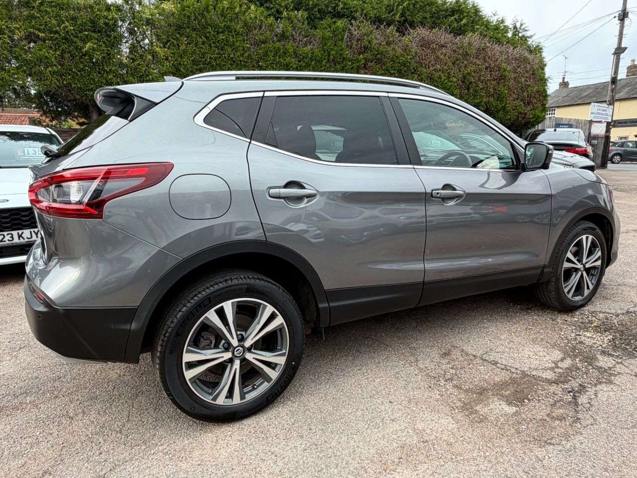 A 2019 NISSAN QASHQAI 1.7 dCi TEKNA SUV 5dr DIESEL CVT 4WD EURO 6 (s/s) (150 ps) A 2019 NISSAN QASHQAI 1.7 dCi TEKNA SUV 5dr DIESEL CVT 4WD EURO 6 (s/s) (150 ps)