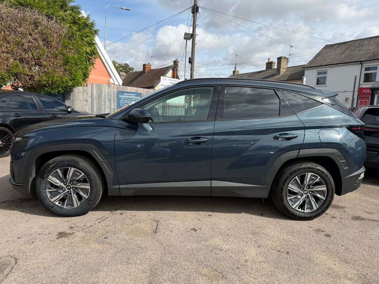 A 2023 HYUNDAI TUCSON 1.6 T-GDi SE CONNECT SUV 5dr PETROL MANUAL EURO 6 (s/s) (150 ps) A 2023 HYUNDAI TUCSON 1.6 T-GDi SE CONNECT SUV 5dr PETROL MANUAL EURO 6 (s/s) (150 ps)