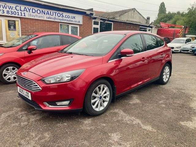 A 2015 FORD FOCUS 1.6 TITANIUM 5dr PETROL POWERSHIFT EURO 6 (125 ps) NEW TIMING BELT A 2015 FORD FOCUS 1.6 TITANIUM 5dr PETROL POWERSHIFT EURO 6 (125 ps) NEW TIMING BELT