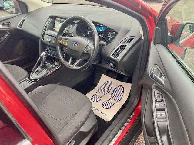 A 2015 FORD FOCUS 1.6 TITANIUM 5dr PETROL POWERSHIFT EURO 6 (125 ps) NEW TIMING BELT A 2015 FORD FOCUS 1.6 TITANIUM 5dr PETROL POWERSHIFT EURO 6 (125 ps) NEW TIMING BELT
