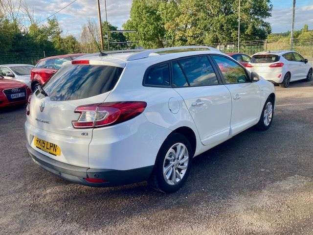 2015 RENAULT MEGANE 2015 RENAULT MEGANE