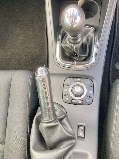 2015 RENAULT MEGANE 2015 RENAULT MEGANE